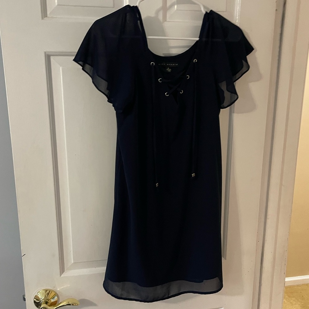 Dress - Picture 4 of 4